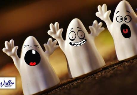 a picture of comic ghosts to illustrate an article about unusual, halloween-related phobias,